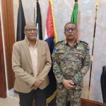 قائد القوات البحرية يعلن دعمة لخدمات الطلاب بالداخليات